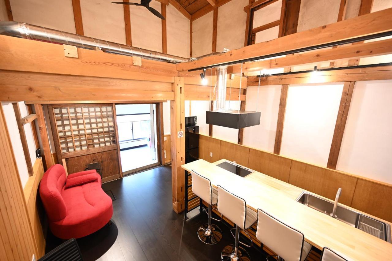 Manabi-Stay Takayama モダンな蔵ダイニングと半露天風呂付き古民家一棟貸切ホテル Takayama (Gifu) Exterior foto