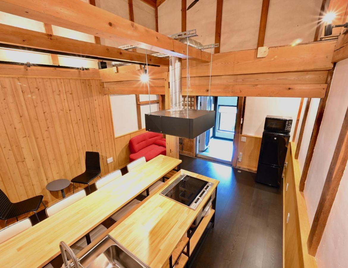 Manabi-Stay Takayama モダンな蔵ダイニングと半露天風呂付き古民家一棟貸切ホテル Takayama (Gifu) Exterior foto