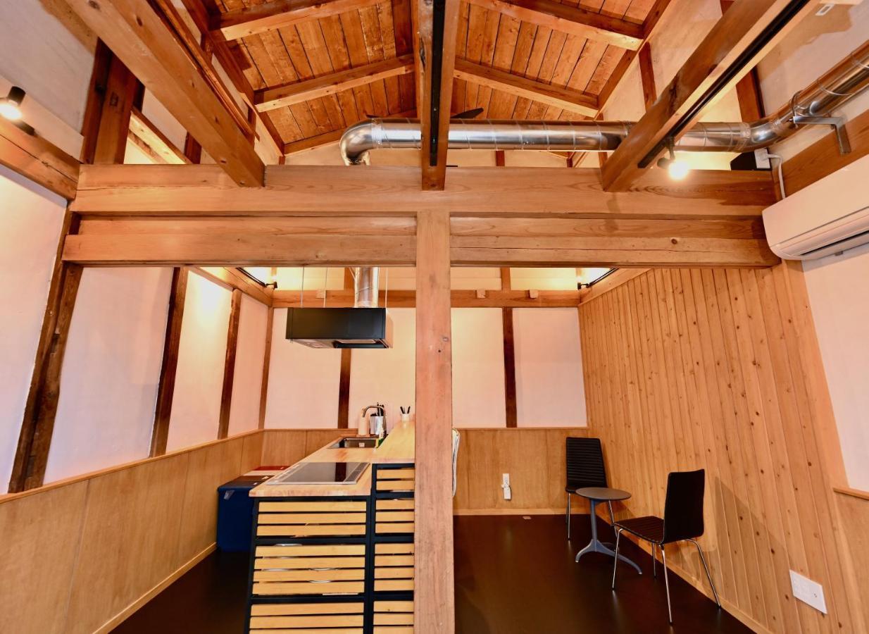 Manabi-Stay Takayama モダンな蔵ダイニングと半露天風呂付き古民家一棟貸切ホテル Takayama (Gifu) Exterior foto