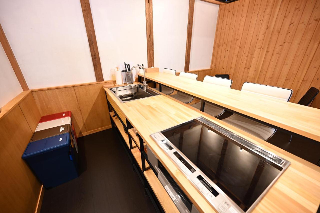 Manabi-Stay Takayama モダンな蔵ダイニングと半露天風呂付き古民家一棟貸切ホテル Takayama (Gifu) Exterior foto