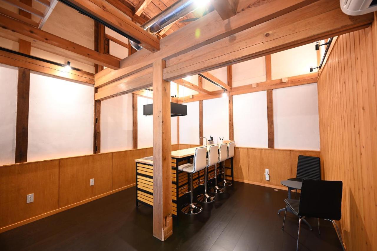 Manabi-Stay Takayama モダンな蔵ダイニングと半露天風呂付き古民家一棟貸切ホテル Takayama (Gifu) Exterior foto